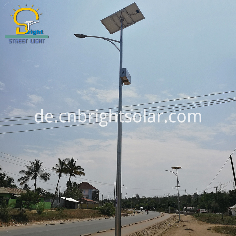 Solarstraßenlaterne mit hängender Batterie Solar Street Light with Hanging Battery
